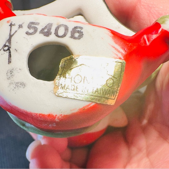 HOMCO, made in Taiwan, Vintage Ceramic Christmas Elf Reading Book Figure - Picture 6 of 7